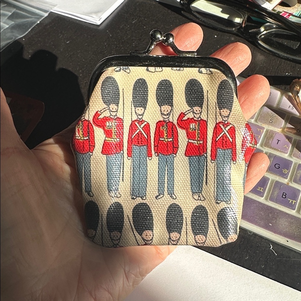 Cath Kidston Red and Cream Coin Purse - Picture 2 of 3